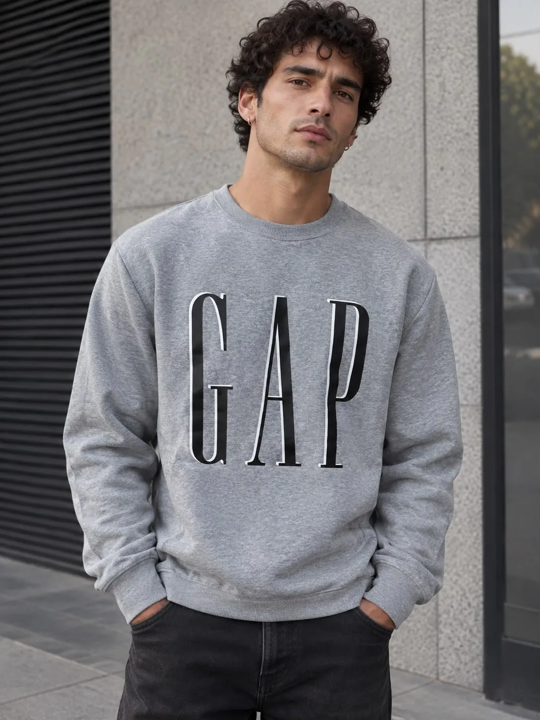GAP Gris Monograma